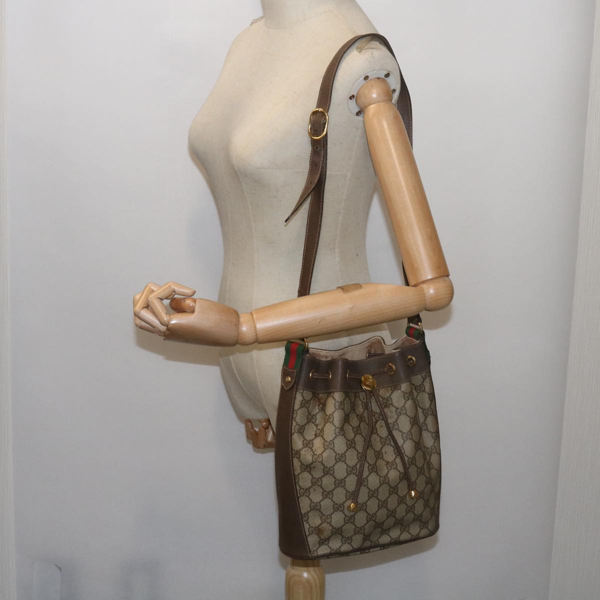 GUCCI GG Supreme Web Sherry Line Shoulder Bag PVC Beige 164 02 034 Auth 67288