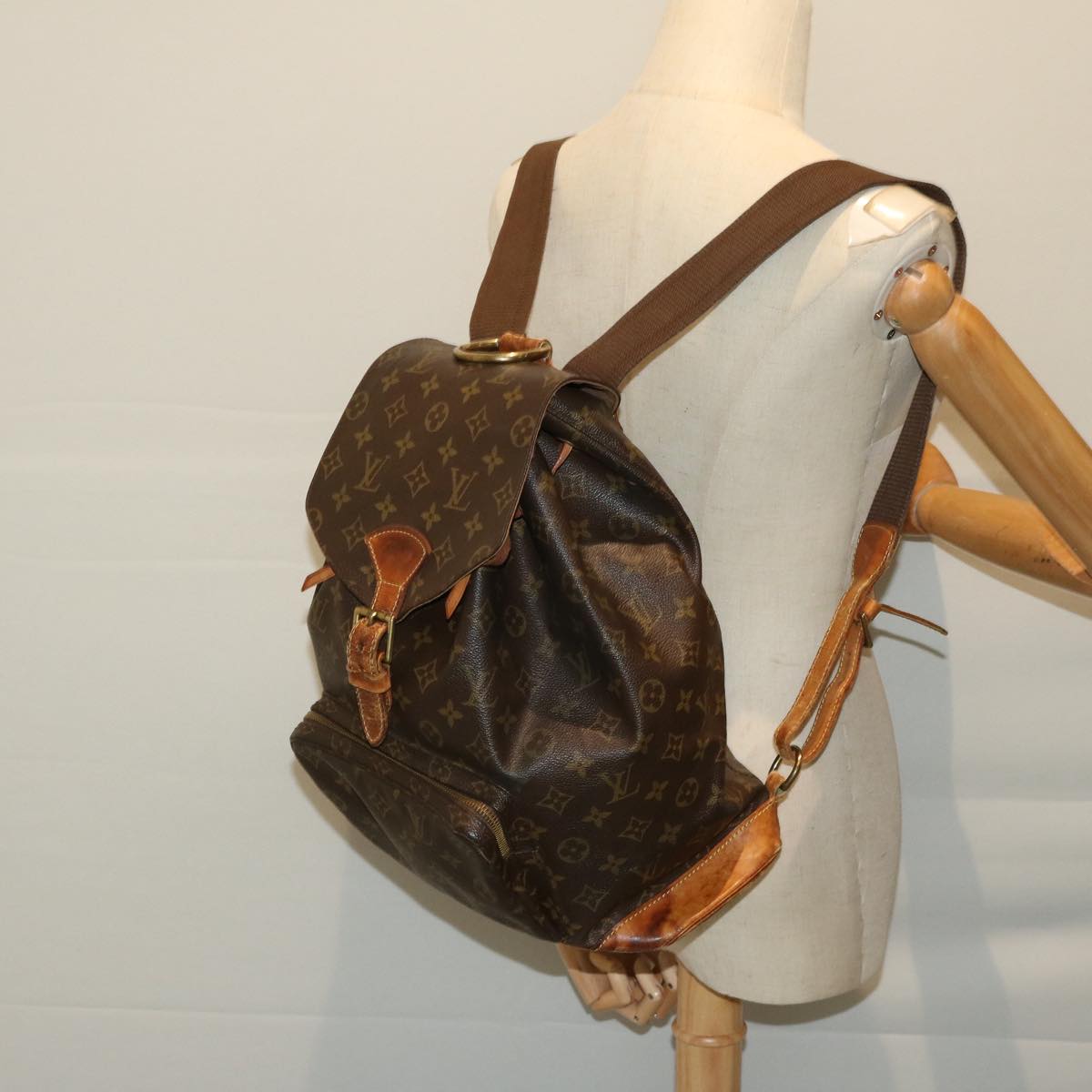 LOUIS VUITTON Monogram Montsouris GM Backpack M51135 LV Auth 67301