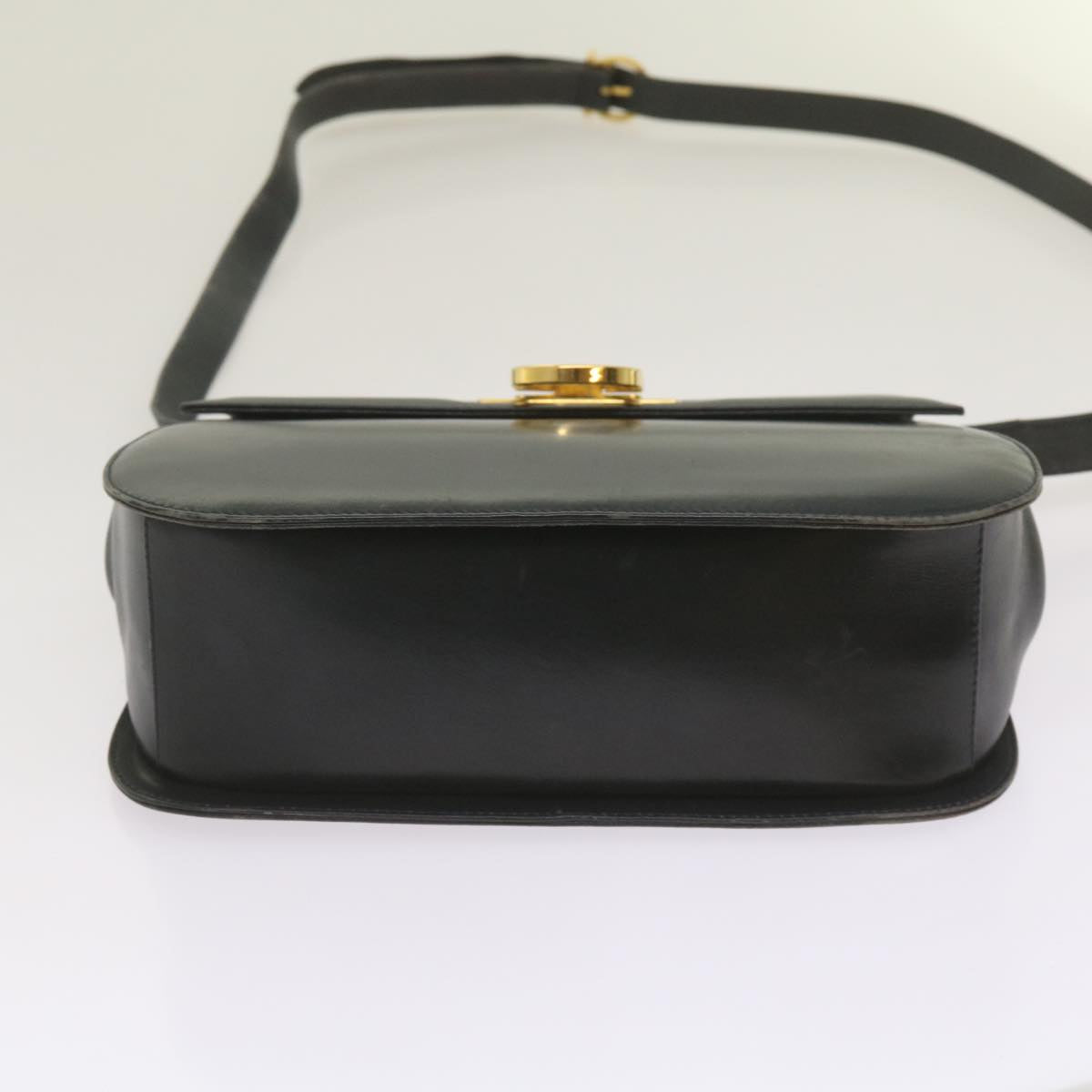 Salvatore Ferragamo Gancini Shoulder Bag Leather Black Auth 67390