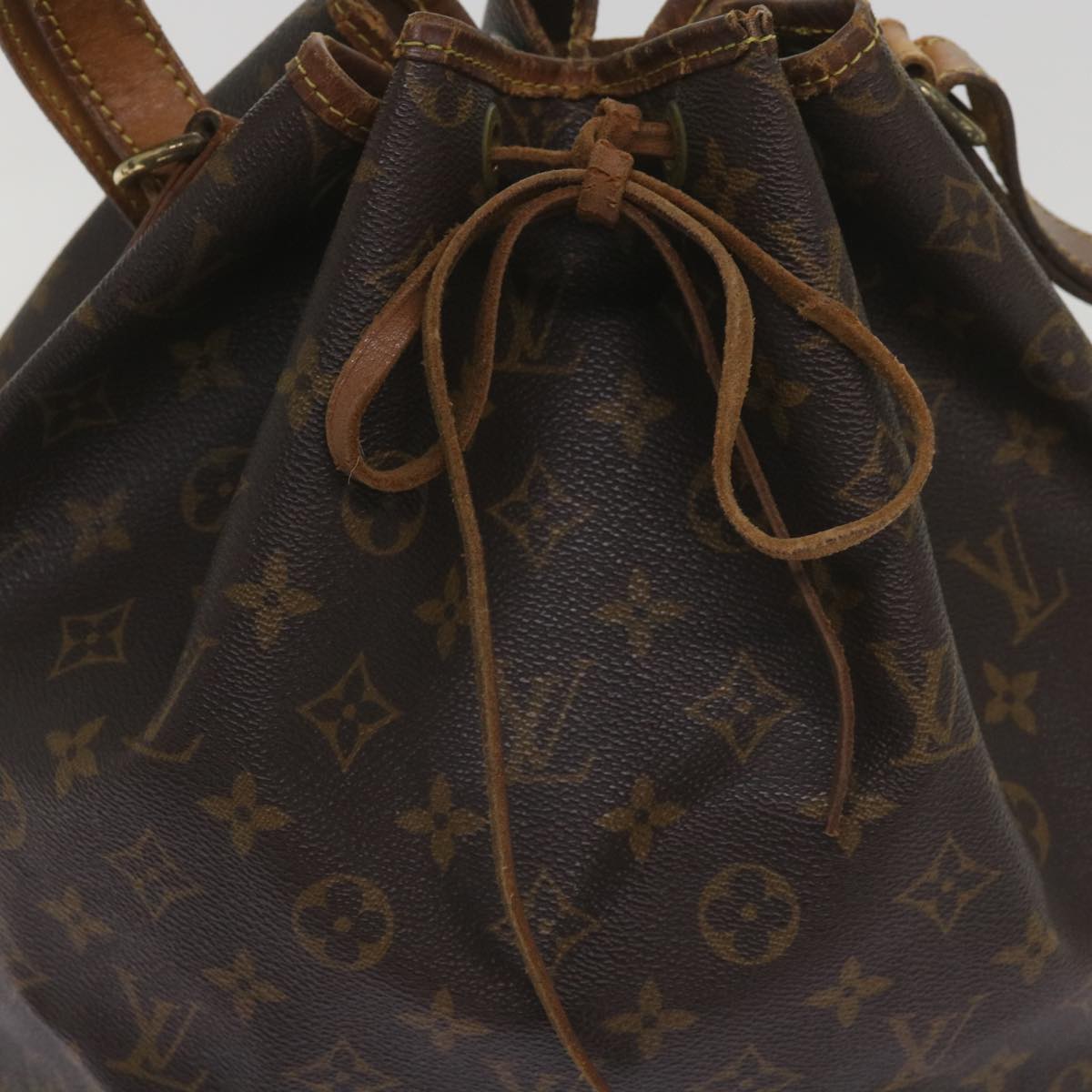 LOUIS VUITTON Monogram Noe Shoulder Bag M42224 LV Auth 67408