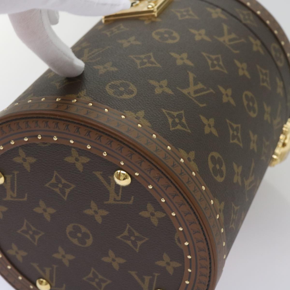 LOUIS VUITTON Monogram Vesque Cannes Hand Bag M10244 LV Auth 67472S