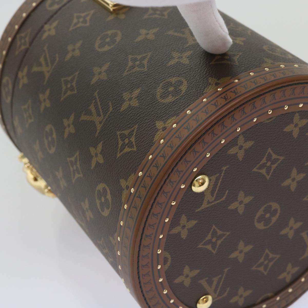 LOUIS VUITTON Monogram Vesque Cannes Hand Bag M10244 LV Auth 67472S