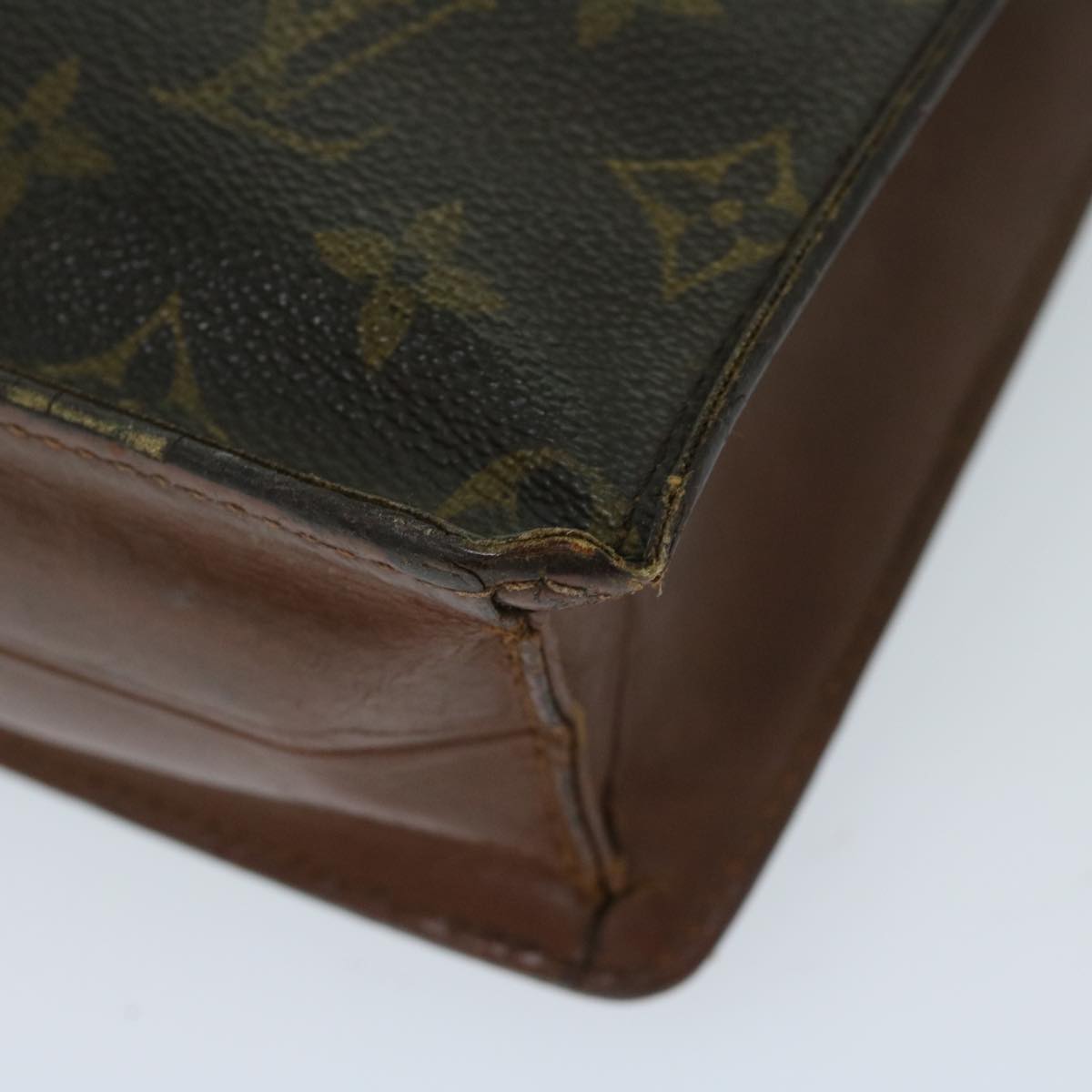 LOUIS VUITTON Monogram Pochette Homme Clutch Bag M51795 LV Auth 67523