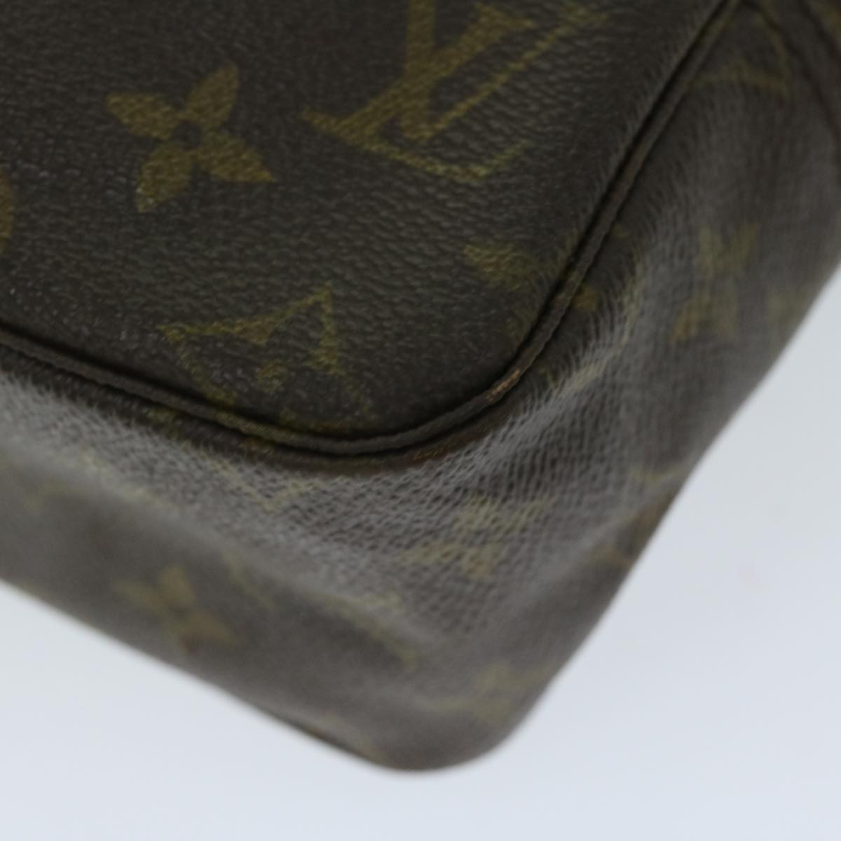 LOUIS VUITTON Monogram Trousse Toilette 28 Clutch Bag M47522 LV Auth 67524