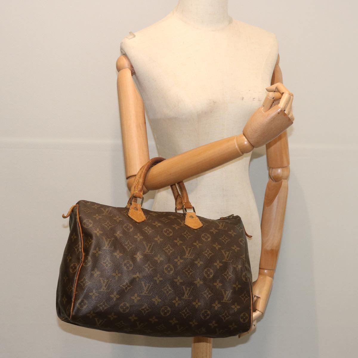 LOUIS VUITTON Monogram Speedy 35 Hand Bag M41524 LV Auth 67572