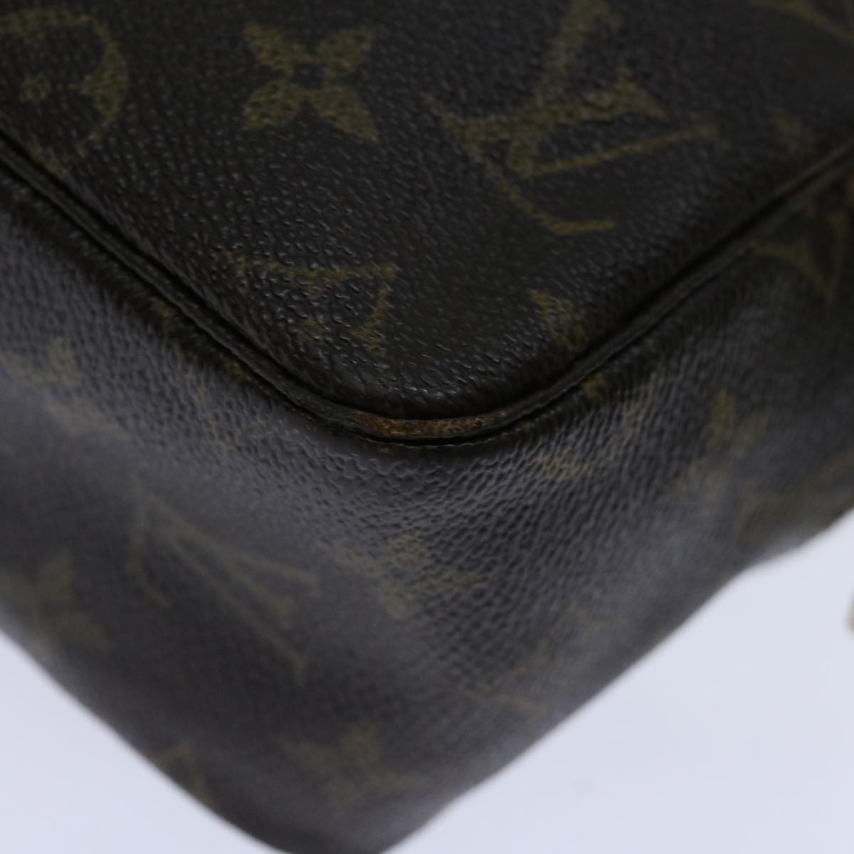 LOUIS VUITTON Monogram Trousse Toilette 28 Clutch Bag M47522 LV Auth 67610