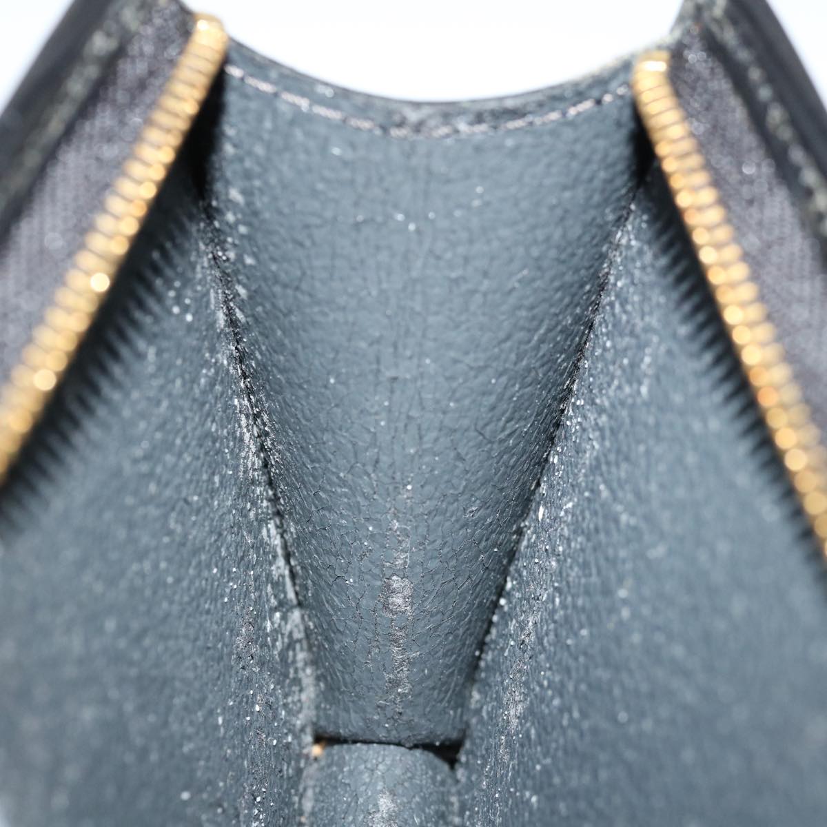 LOUIS VUITTON Epi Trousse Poche Toilette 15 Pouch Black LV Auth 67856