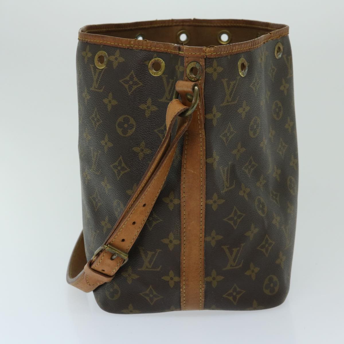 LOUIS VUITTON Monogram Petit Noe Shoulder Bag M42226 LV Auth 67945