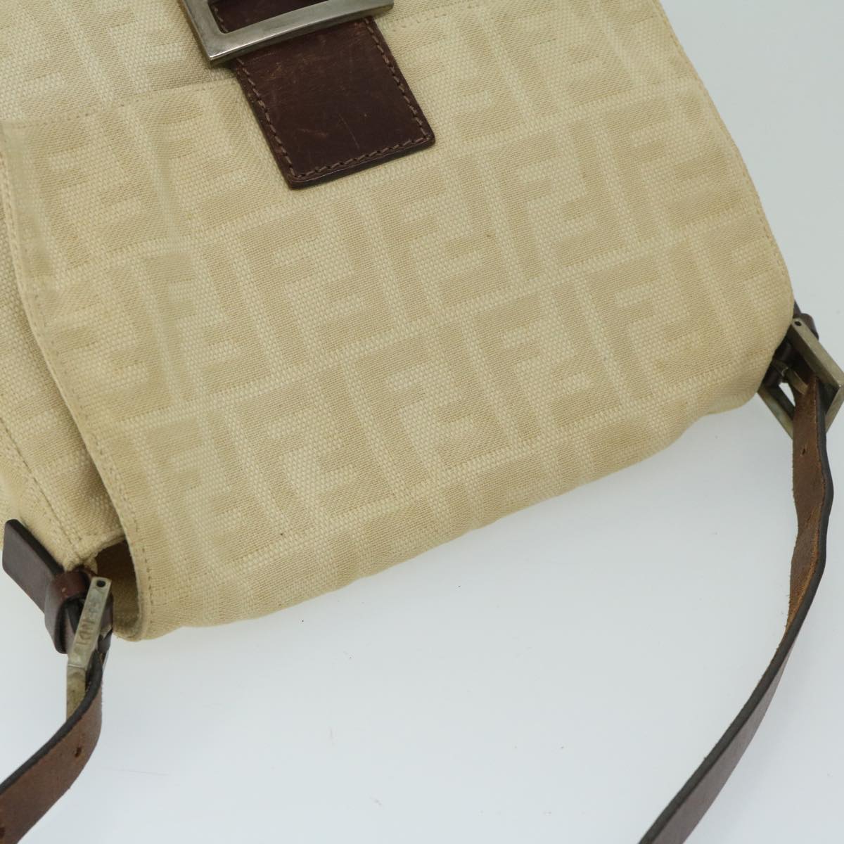 FENDI Zucca Canvas Mamma Baguette Shoulder Bag Beige Auth 68065