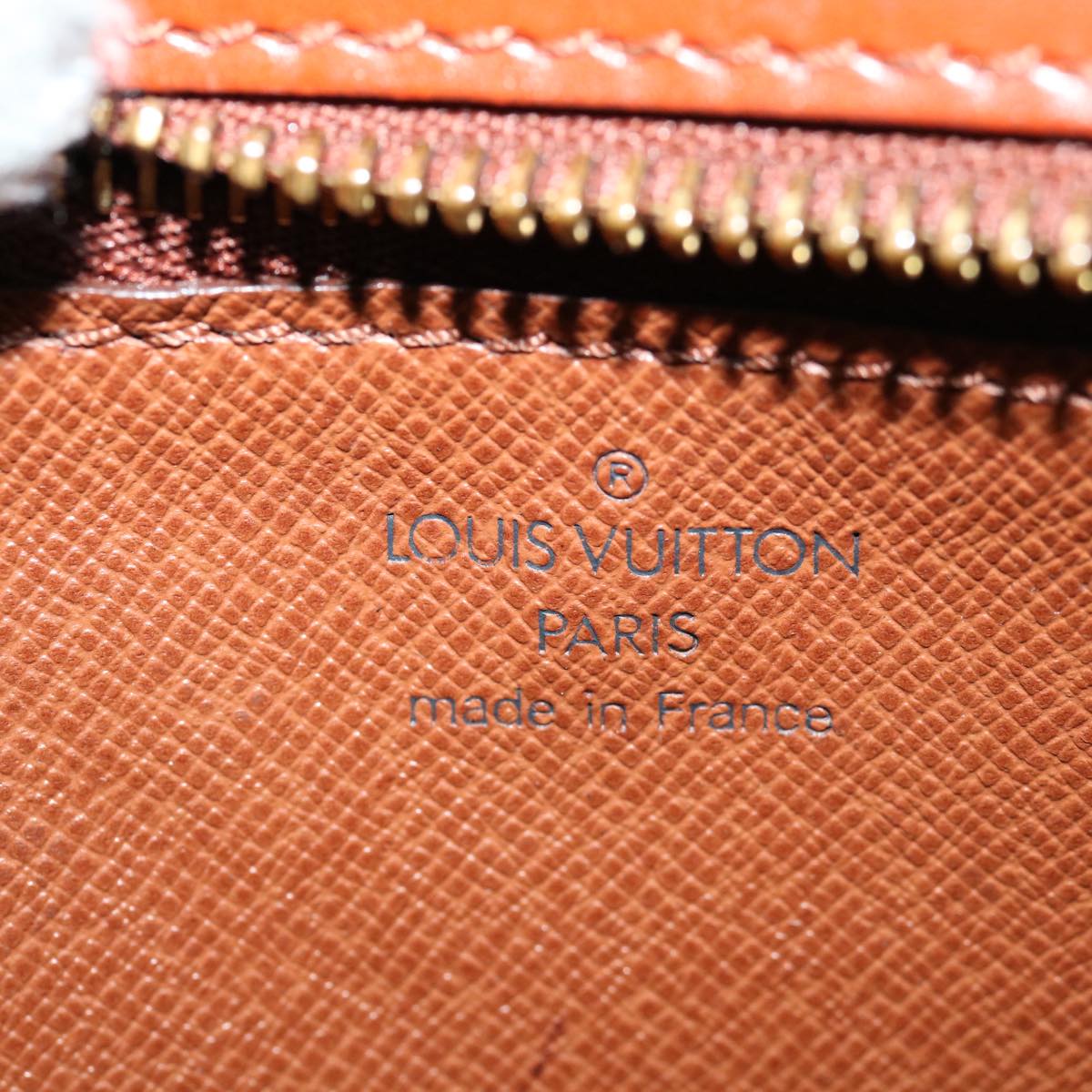 LOUIS VUITTON Epi Angian Clutch Bag Brown M52113 LV Auth 68112