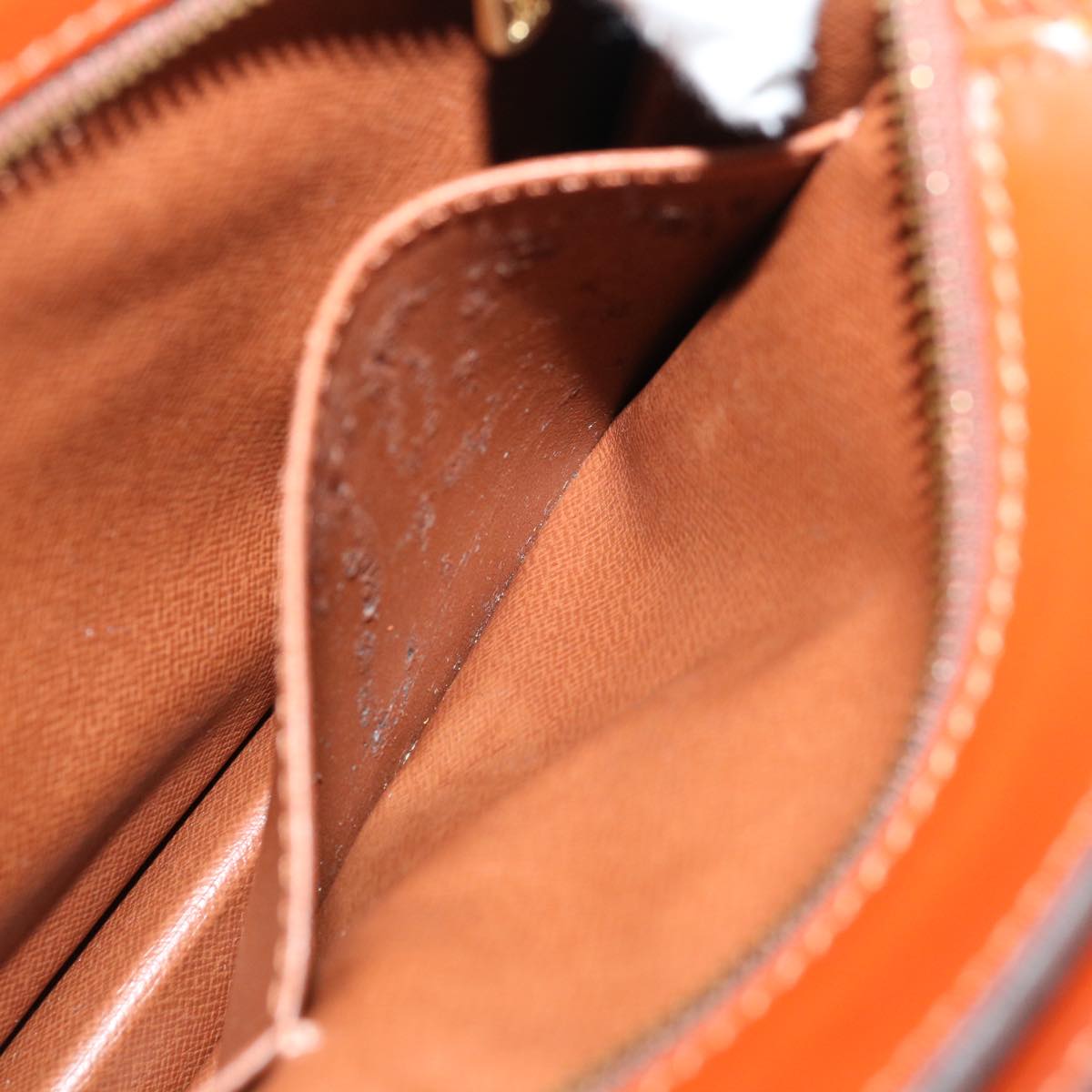 LOUIS VUITTON Epi Angian Clutch Bag Brown M52113 LV Auth 68112