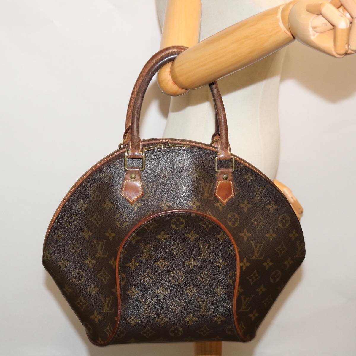 LOUIS VUITTON Monogram Ellipse MM Hand Bag M51126 LV Auth 68182