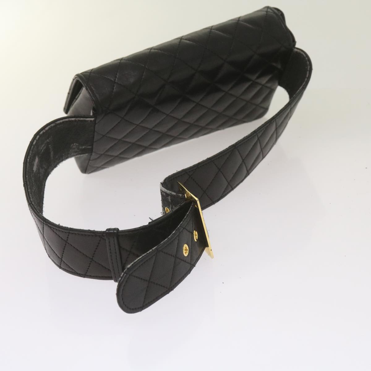 CHANEL Matelasse Waist bag Lamb Skin Black CC Auth 68224