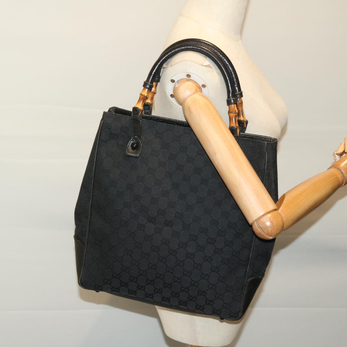 GUCCI GG Canvas Bamboo Hand Bag Black Auth 68250