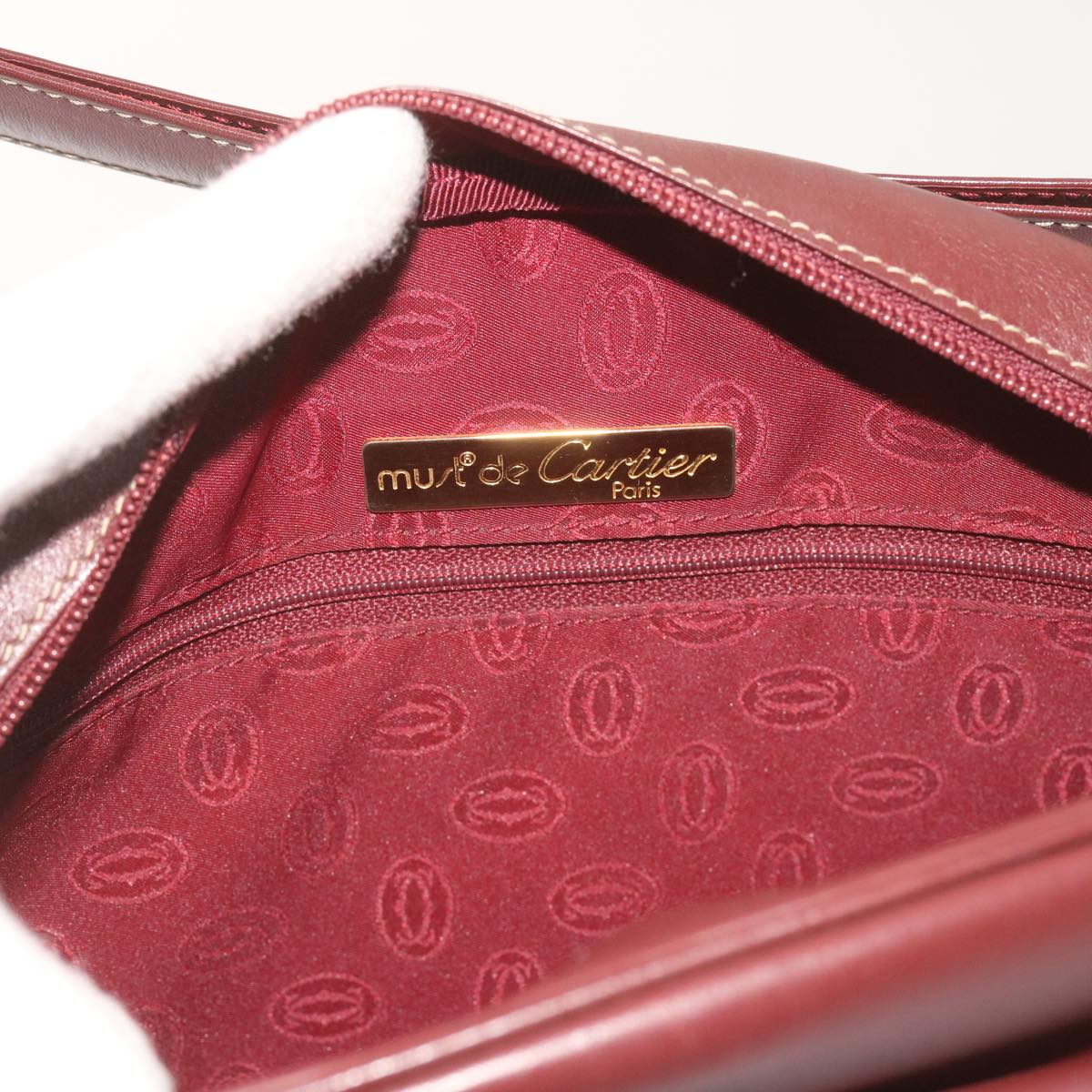 CARTIER Shoulder Bag Leather Wine Red Auth 68320