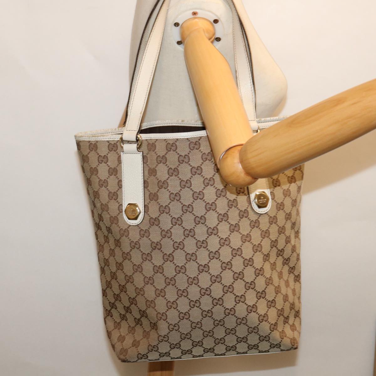 GUCCI GG Canvas Tote Bag Beige 153009 Auth 68471