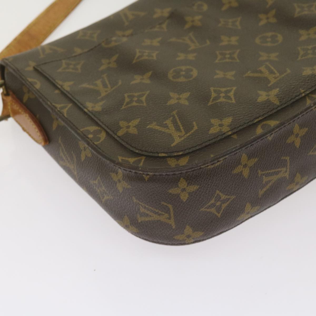 LOUIS VUITTON Monogram Saint Cloud GM Shoulder Bag M51242 LV Auth 68498