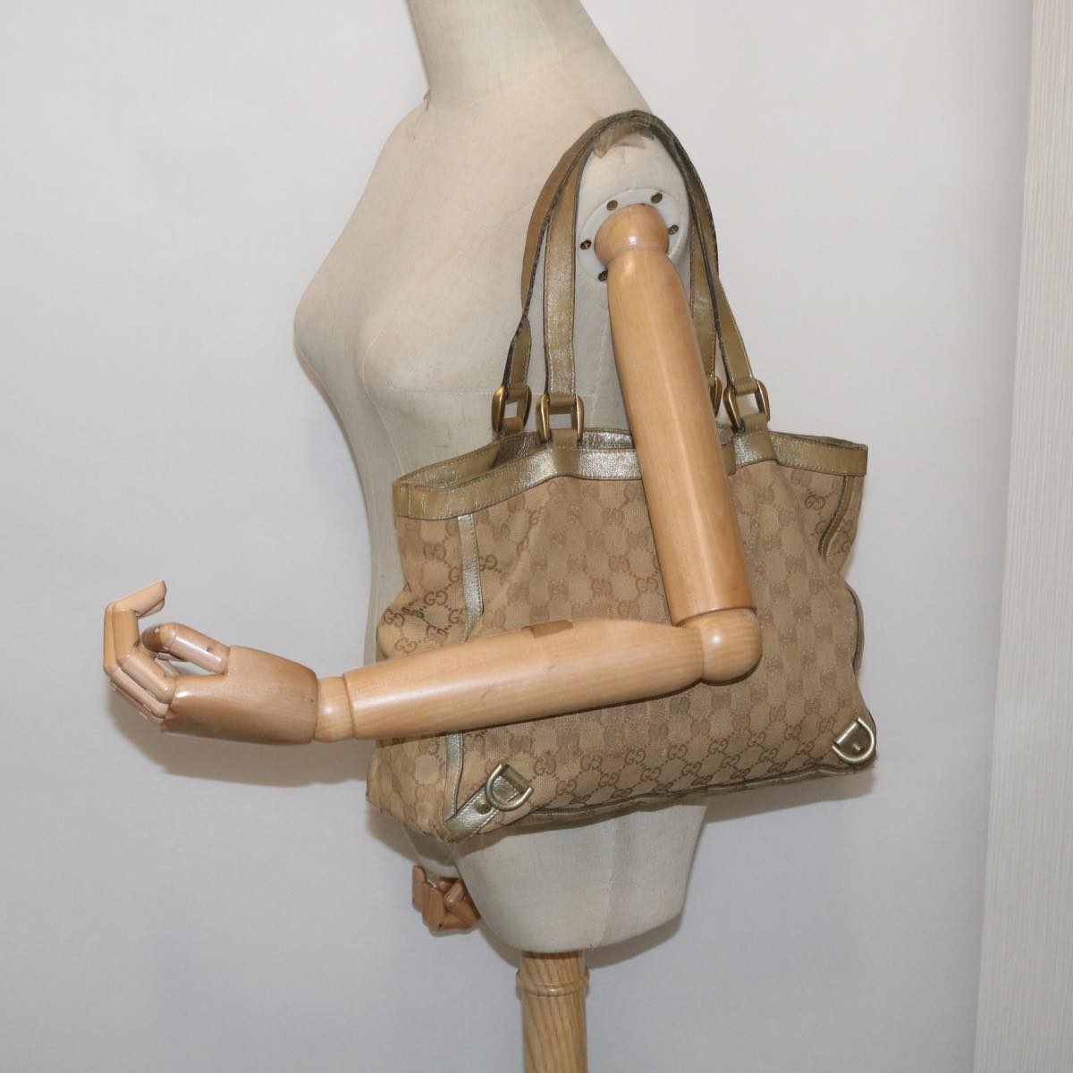 GUCCI GG Canvas Tote Bag Beige 170004 Auth 68616