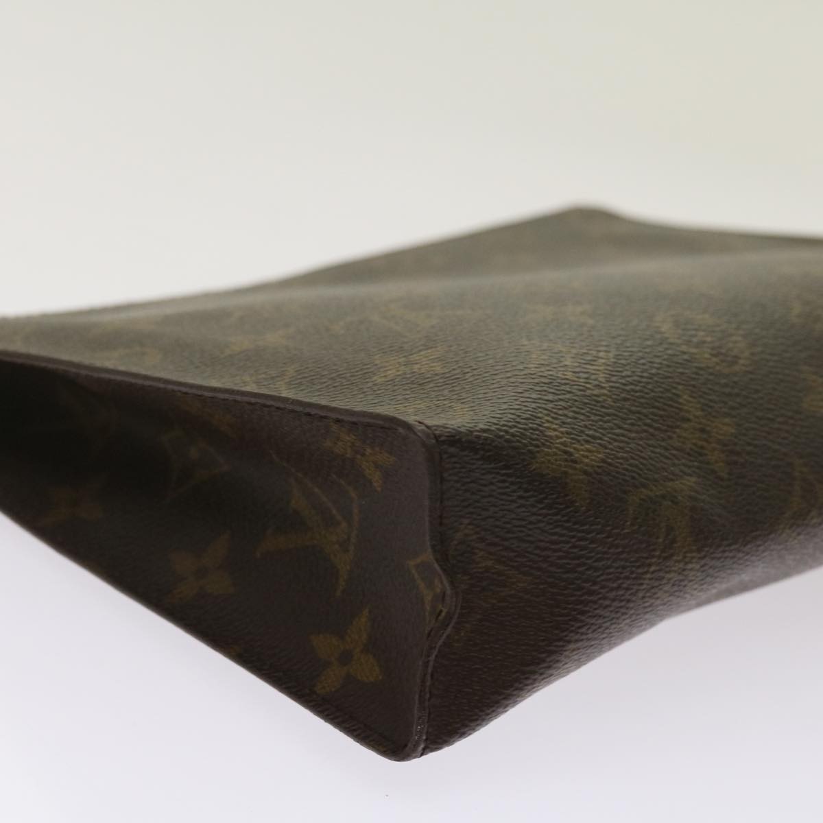LOUIS VUITTON Monogram Poche Toilette 26 Pouch M47542 LV Auth 69268