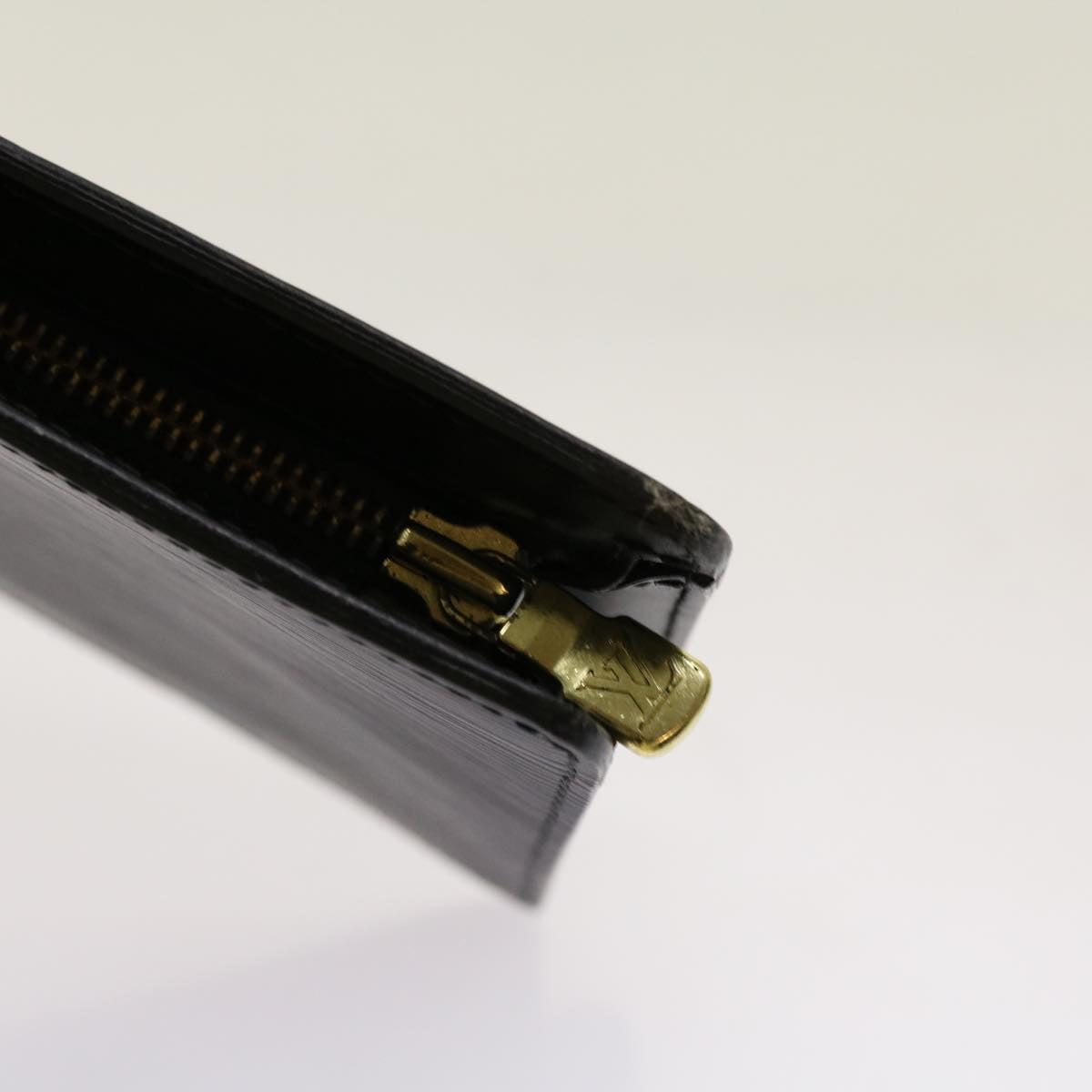 LOUIS VUITTON Epi Pochette Homme Clutch Bag Black M52522 LV Auth 69397