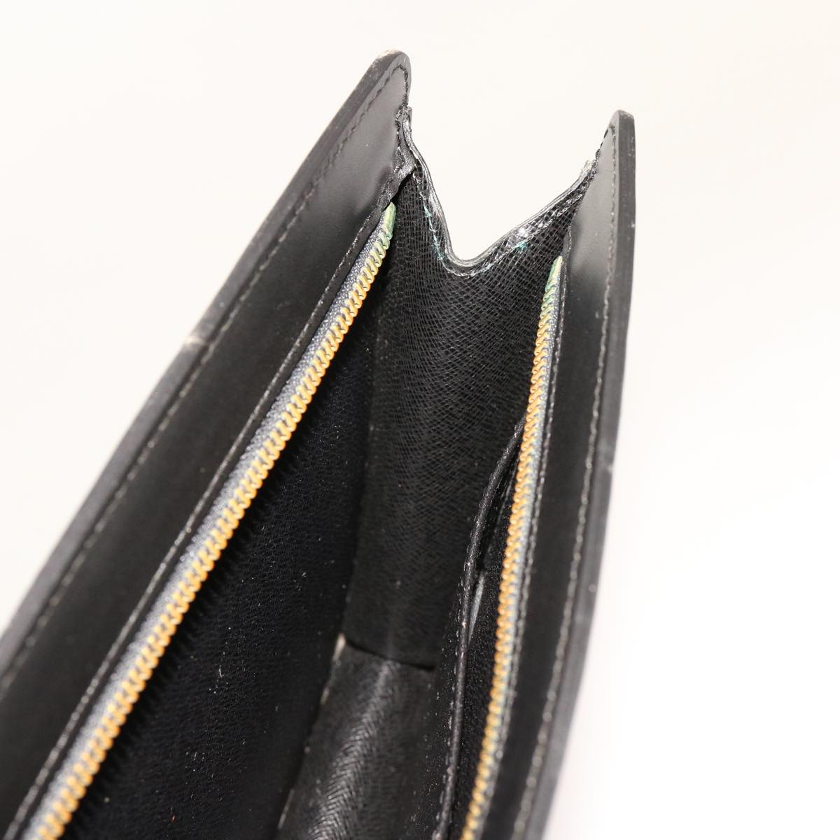 LOUIS VUITTON Epi Pochette Homme Clutch Bag Black M52522 LV Auth 69397