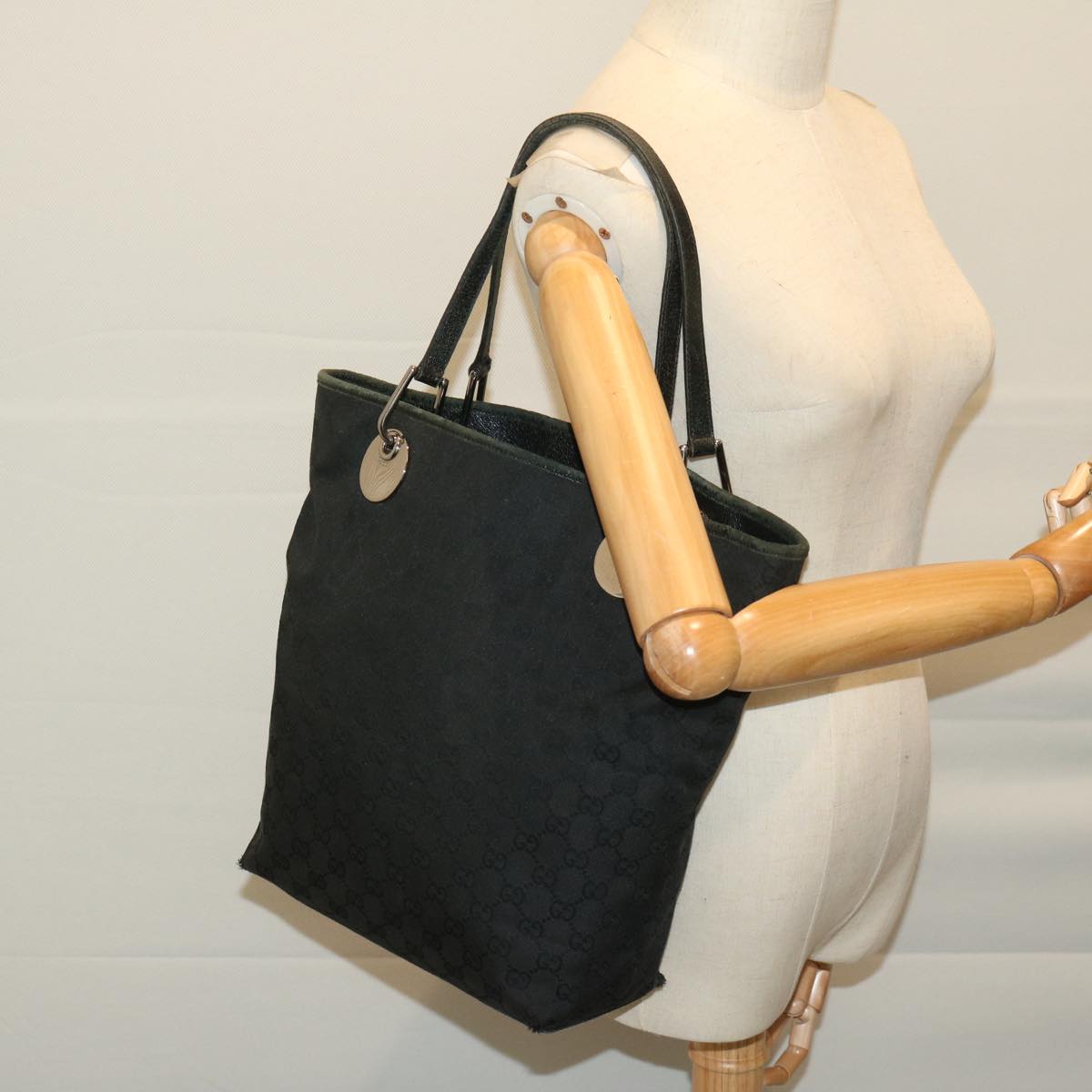 GUCCI GG Canvas Tote Bag Black 120836 Auth 69458