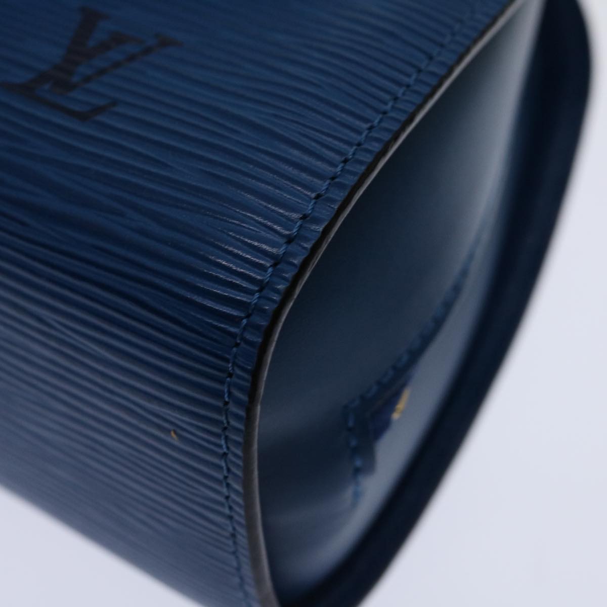 LOUIS VUITTON Epi Dauphine GM Pouch Blue M48435 LV Auth 69549