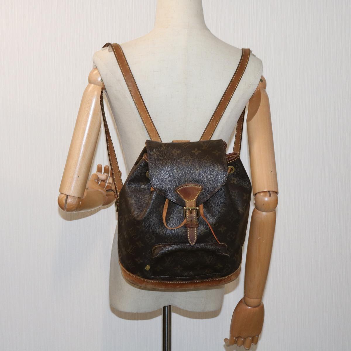 LOUIS VUITTON Monogram Montsouris MM Backpack M51136 LV Auth 69703