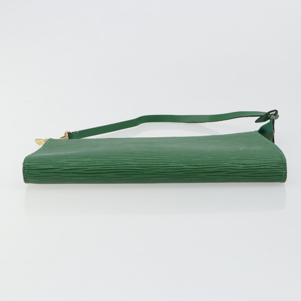 LOUIS VUITTON Epi Pochette Accessoires Pouch Green M52984 LV Auth 69826