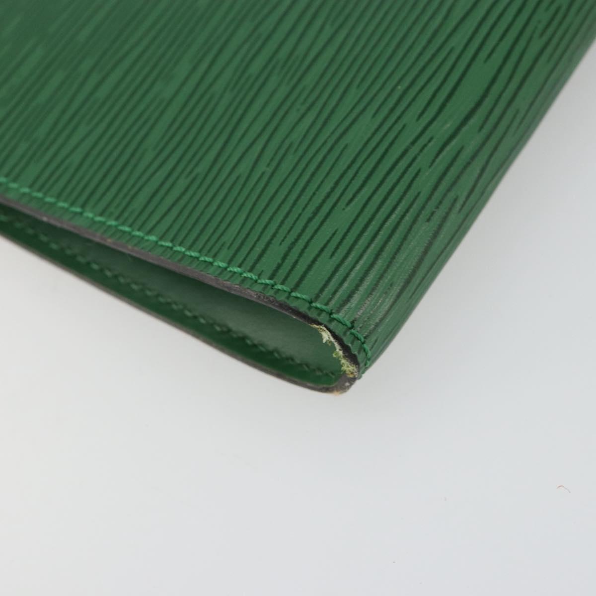 LOUIS VUITTON Epi Pochette Accessoires Pouch Green M52984 LV Auth 69826