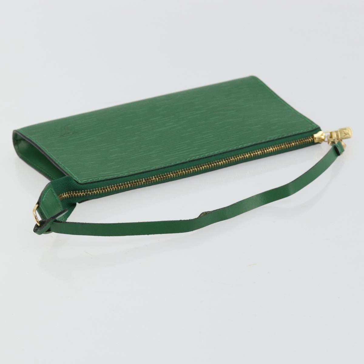 LOUIS VUITTON Epi Pochette Accessoires Pouch Green M52984 LV Auth 69826