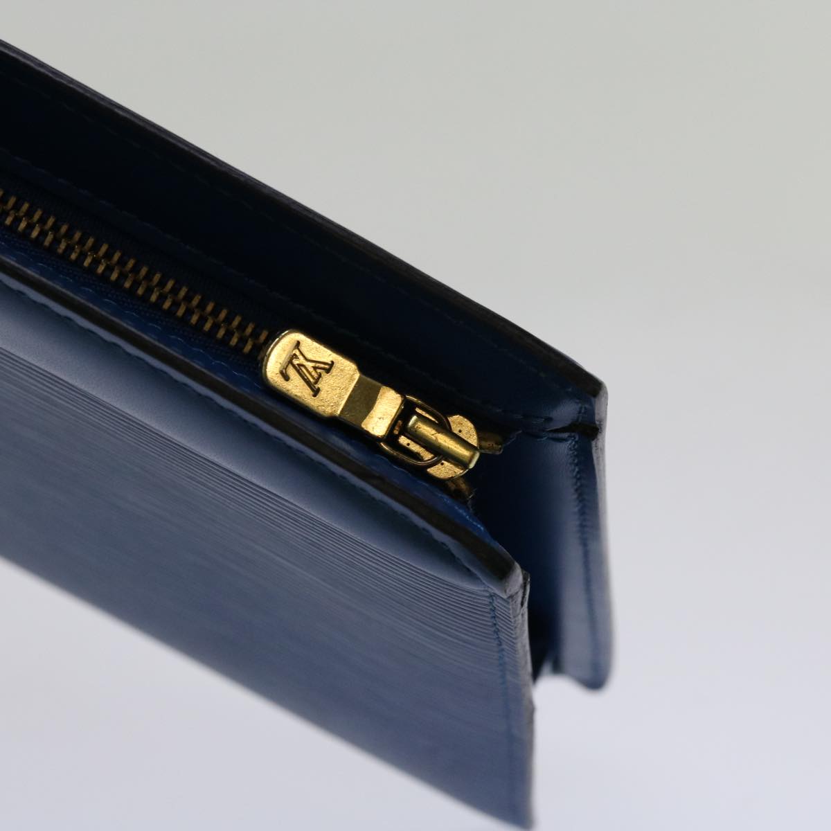 LOUIS VUITTON Epi Trousse Crete Pouch Blue M48405 LV Auth 70000