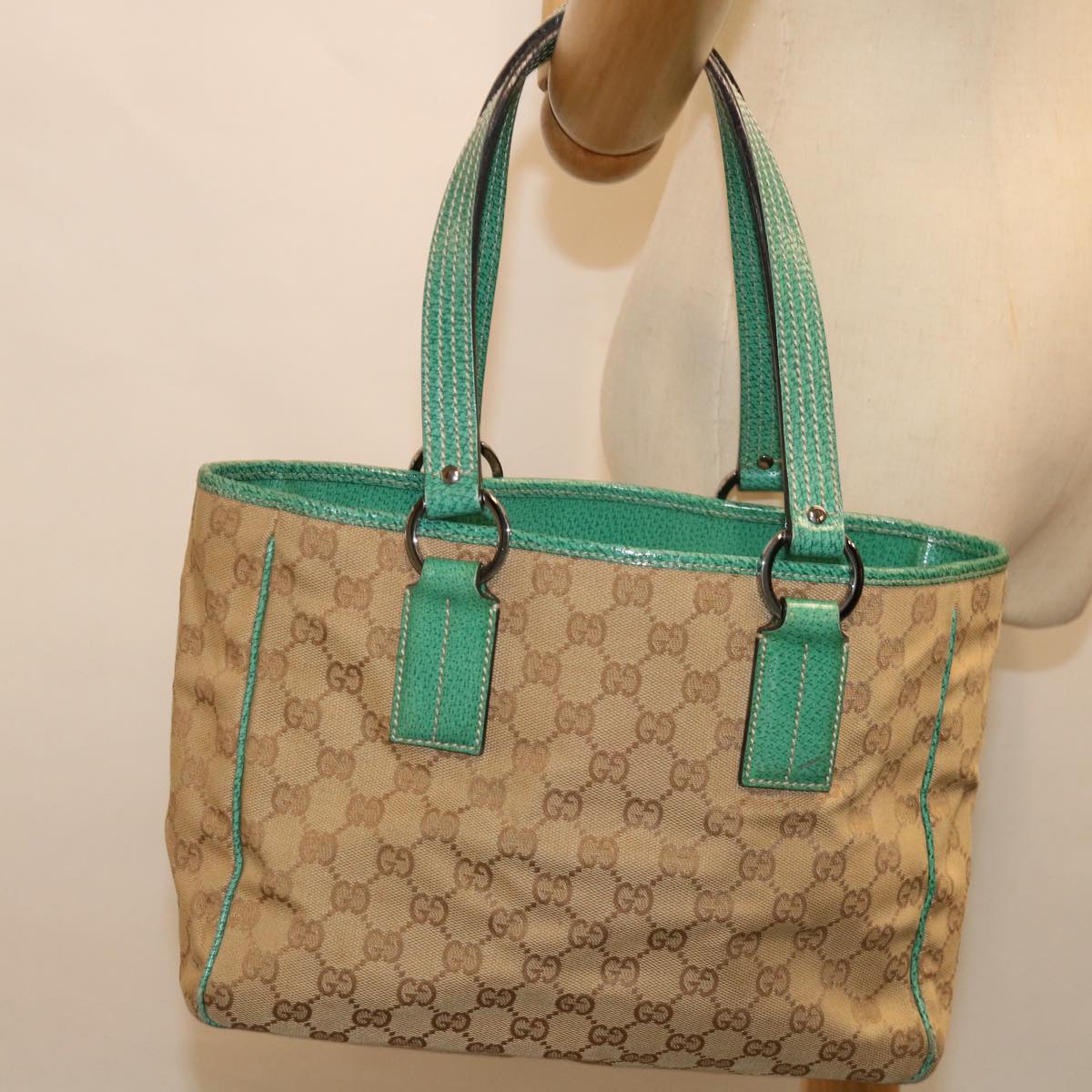 GUCCI GG Canvas Hand Bag Beige 113019 Auth 70124