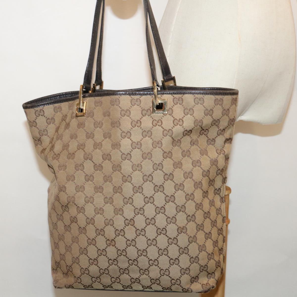 GUCCI GG Canvas Tote Bag Beige 002 1098 Auth 70138