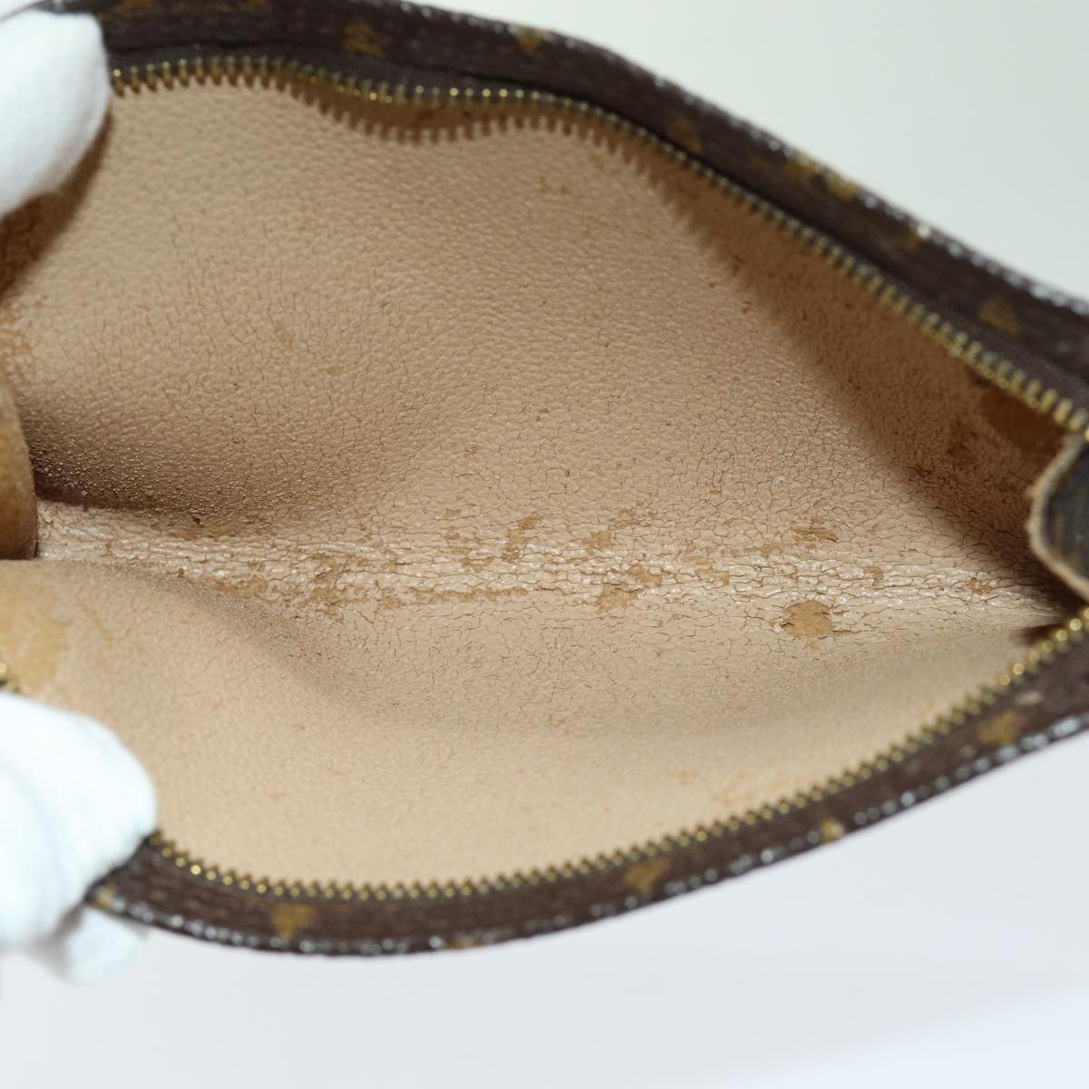 LOUIS VUITTON Monogram Bucket PM Pouch Accessory Pouch LV Auth 70300