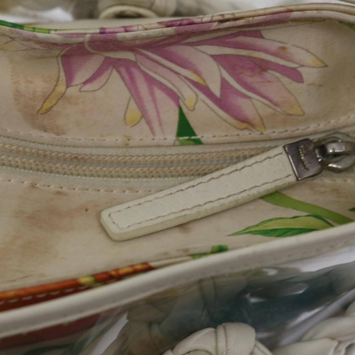 Salvatore Ferragamo Tote Bag Vinyl Beige 293578 Auth 70358