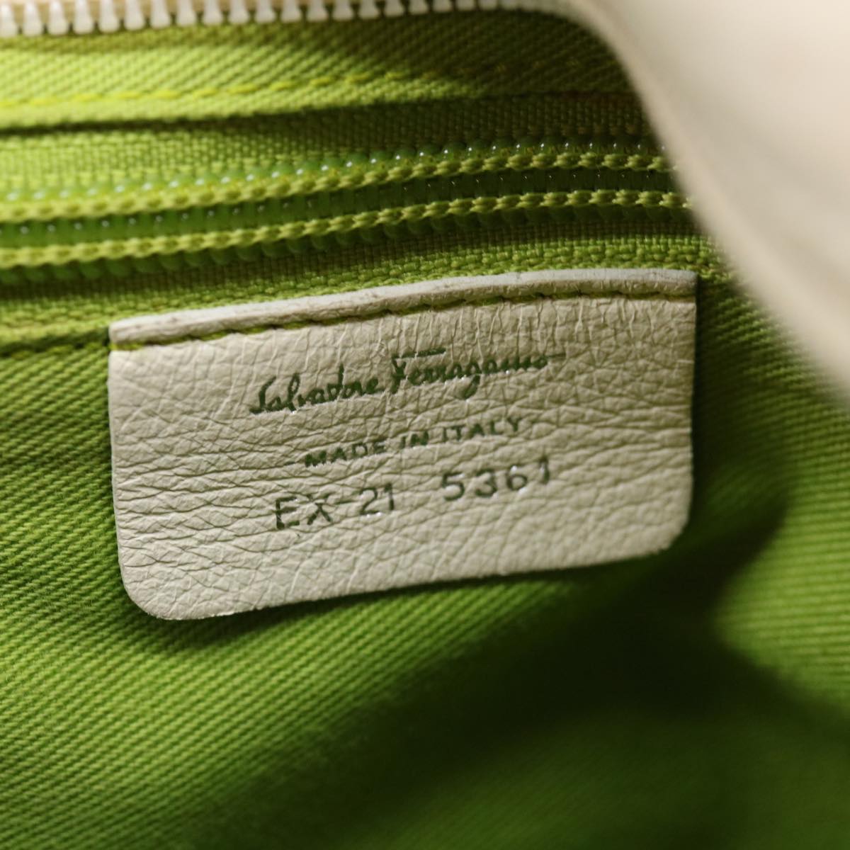 Salvatore Ferragamo Tote Bag Vinyl Beige 293578 Auth 70358