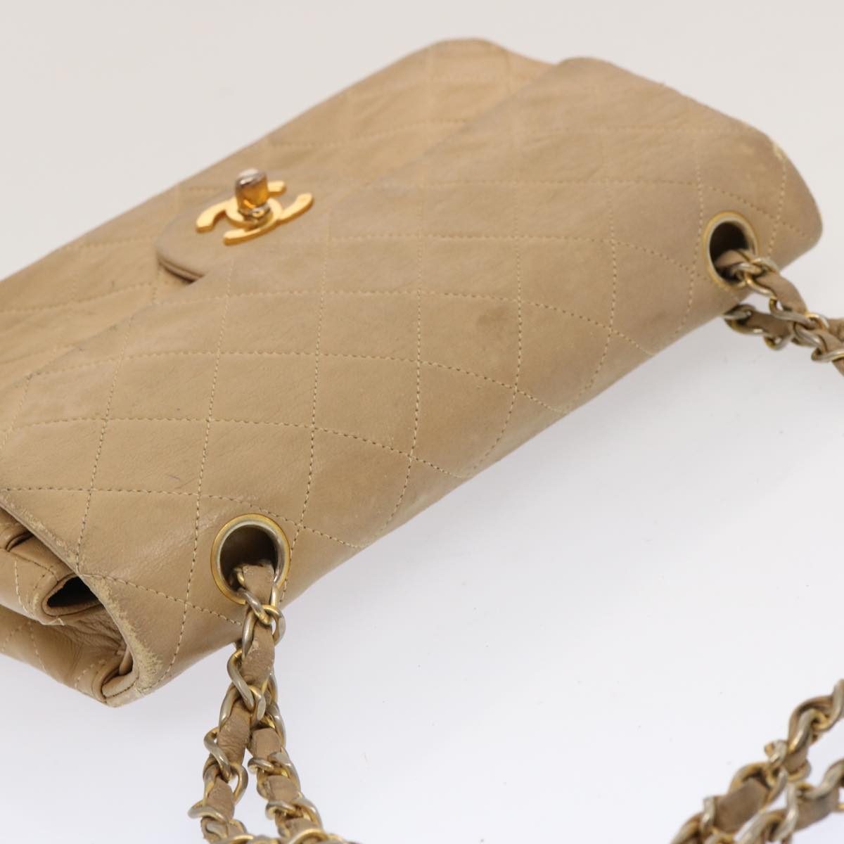 CHANEL Matelasse Chain Shoulder Bag Lamb Skin Beige CC Auth 70454A