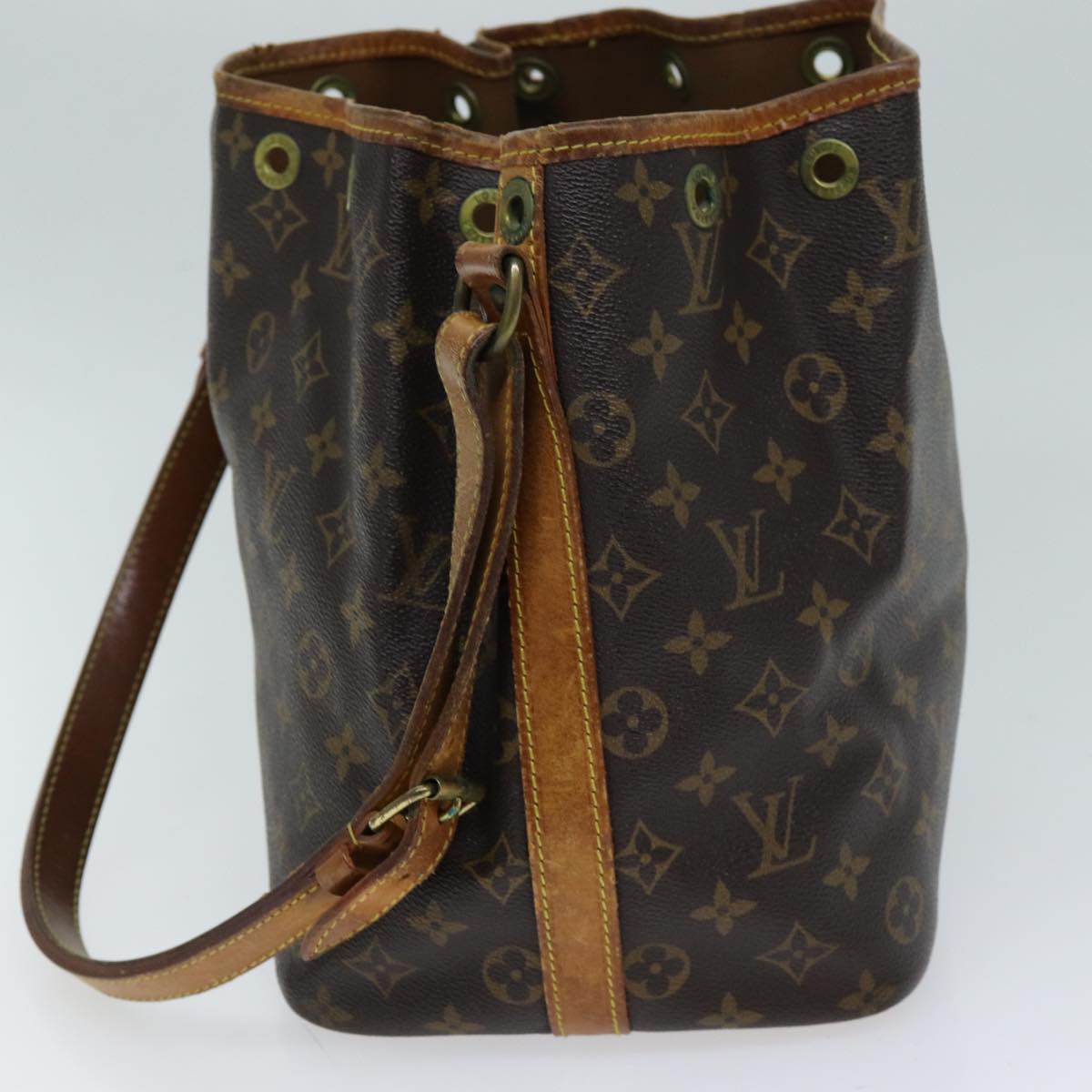 LOUIS VUITTON Monogram Petit Noe Shoulder Bag M42226 LV Auth 70548