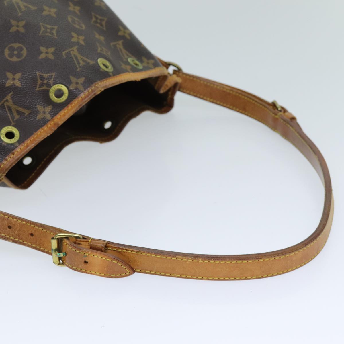 LOUIS VUITTON Monogram Petit Noe Shoulder Bag M42226 LV Auth 70548