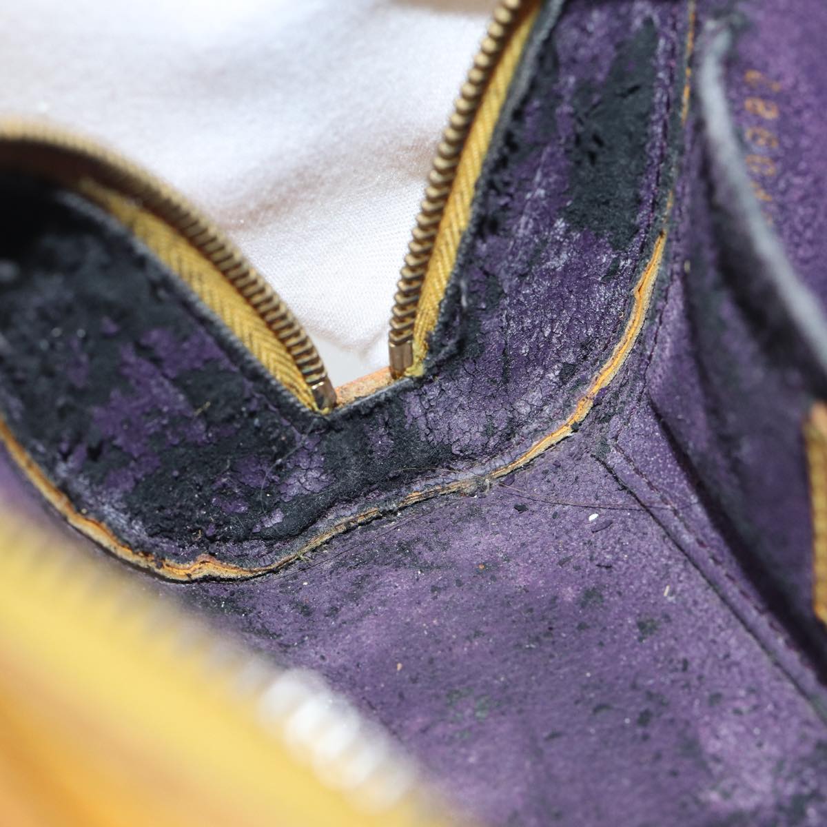 LOUIS VUITTON Epi Dauphine PM Pouch Yellow M48449 LV Auth 70694