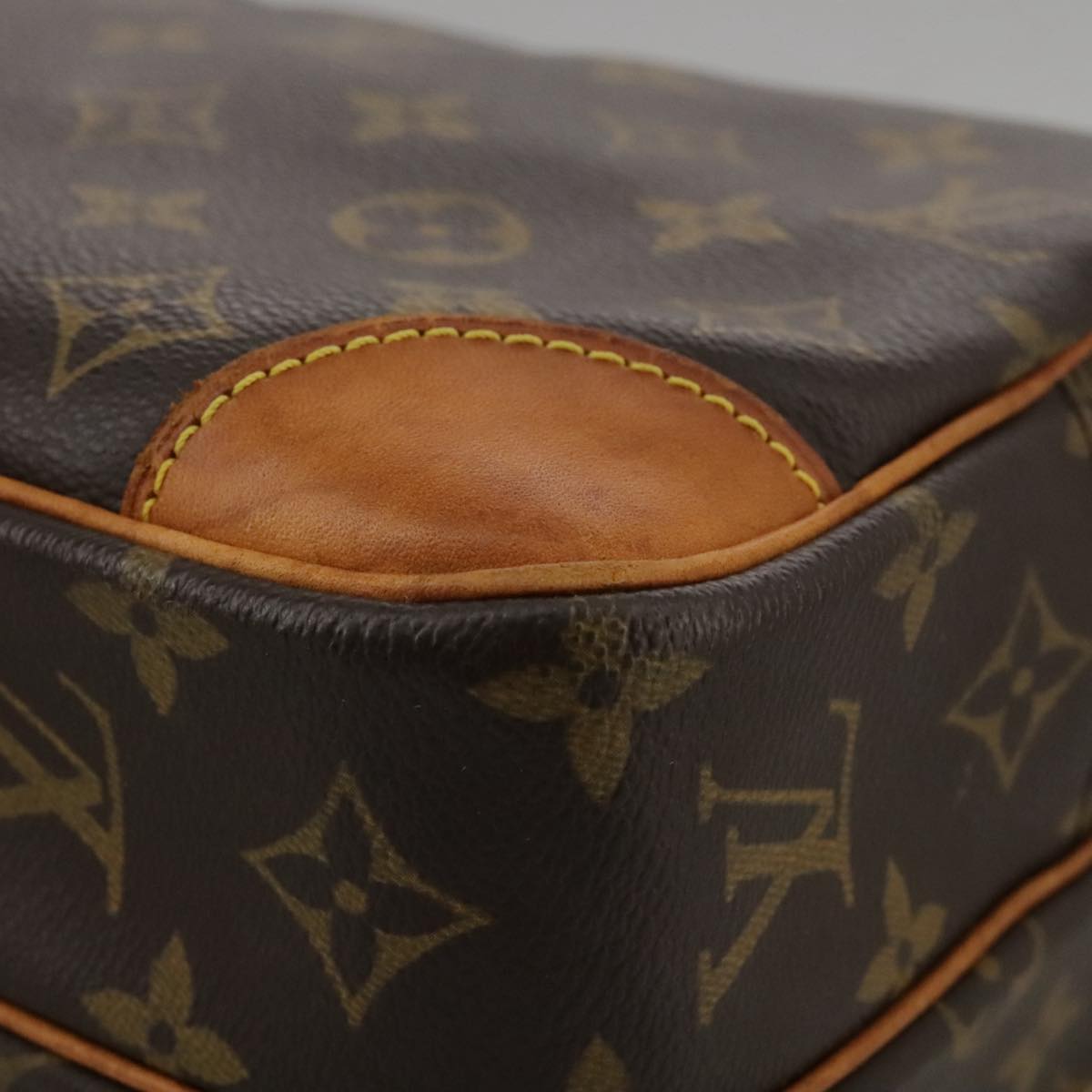 LOUIS VUITTON Monogram Nile Shoulder Bag M45244 LV Auth 70832