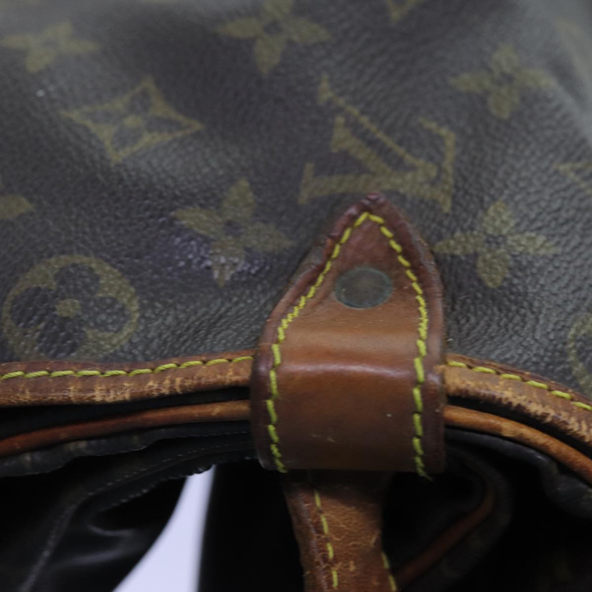 LOUIS VUITTON Monogram Saumur 35 Shoulder Bag M42254 LV Auth 71716