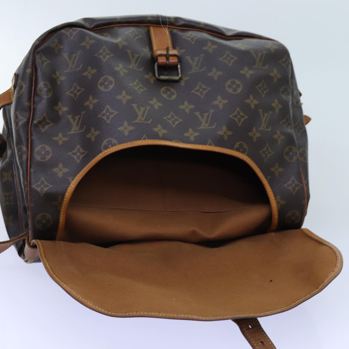 LOUIS VUITTON Monogram Saumur 35 Shoulder Bag M42254 LV Auth 71716