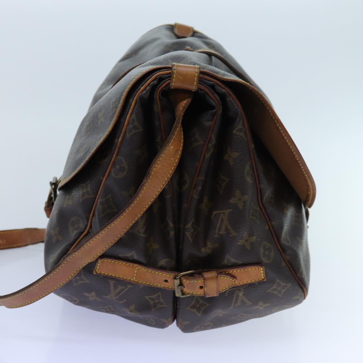 LOUIS VUITTON Monogram Saumur 35 Shoulder Bag M42254 LV Auth 71716