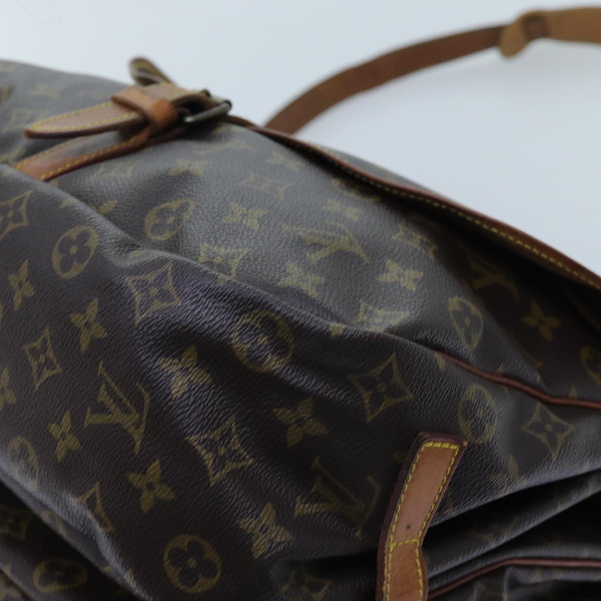 LOUIS VUITTON Monogram Saumur 35 Shoulder Bag M42254 LV Auth 71716