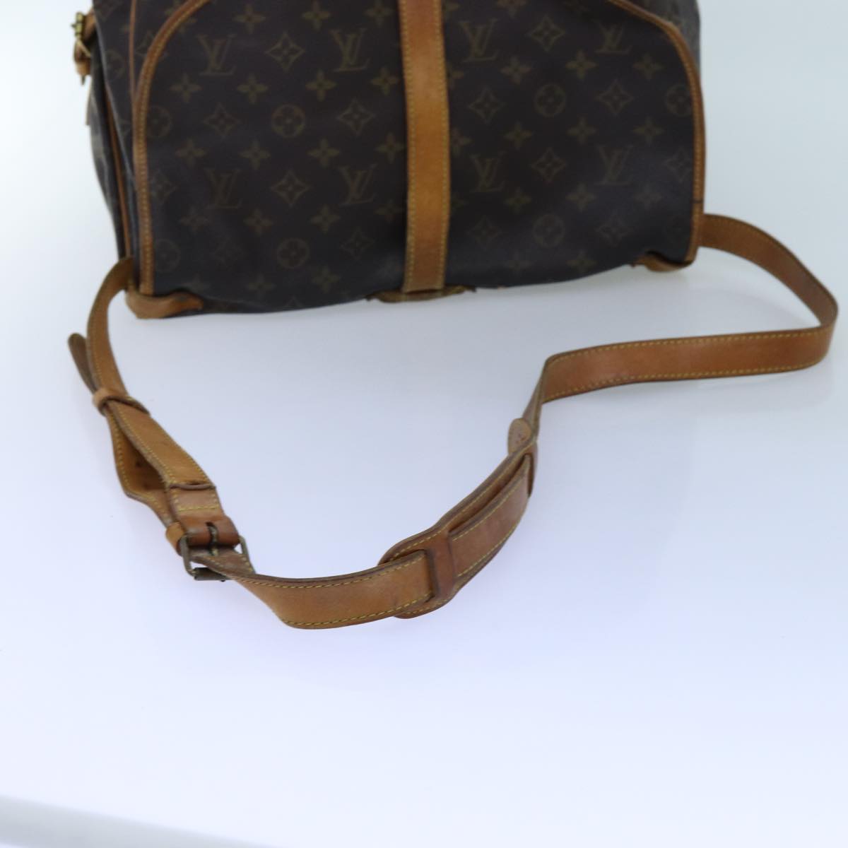 LOUIS VUITTON Monogram Saumur 35 Shoulder Bag M42254 LV Auth 71717