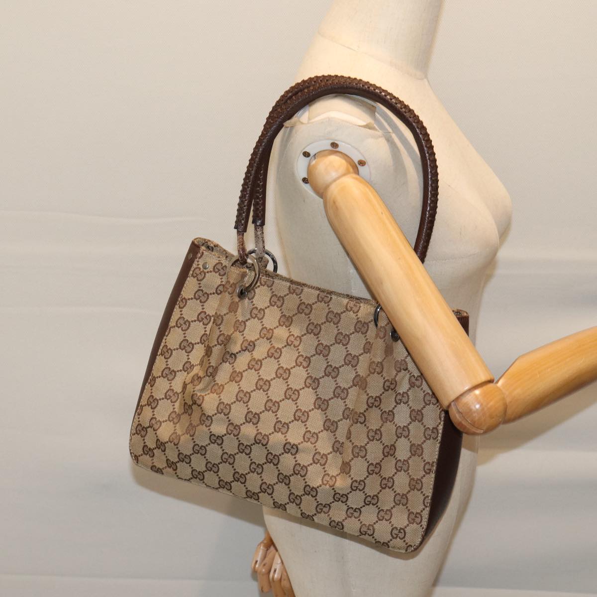 GUCCI GG Canvas Hand Bag Beige Auth 71783