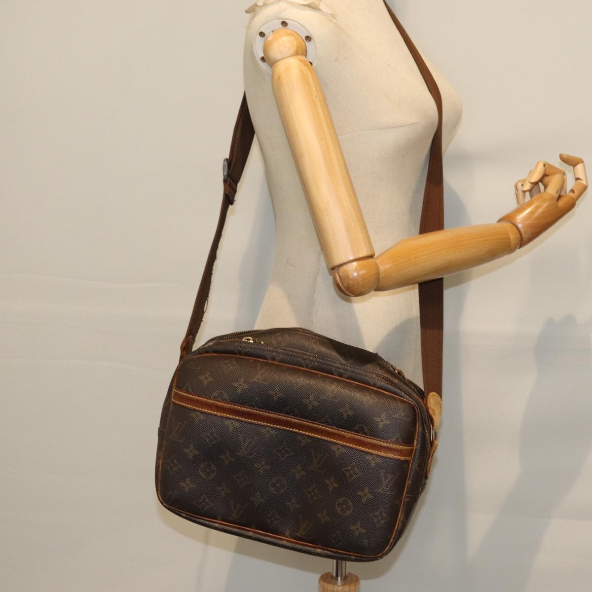 LOUIS VUITTON Monogram Reporter PM Shoulder Bag M45254 LV Auth 71989