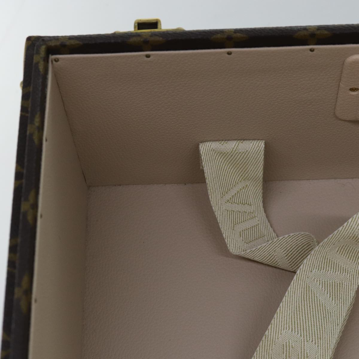 LOUIS VUITTON Monogram Attache Case Trunk SPO LV Auth 72245S